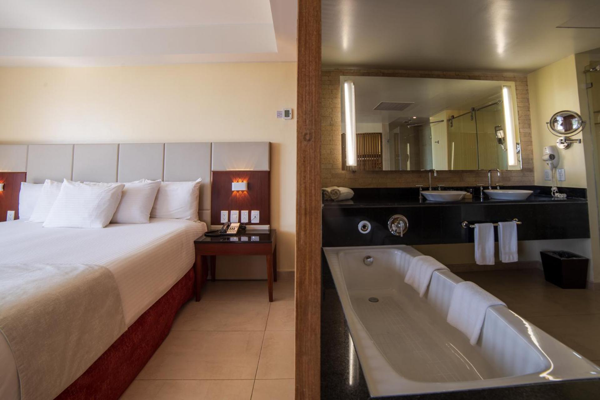 Sunsol Unik Luxury Hotel Porlamar Buitenkant foto