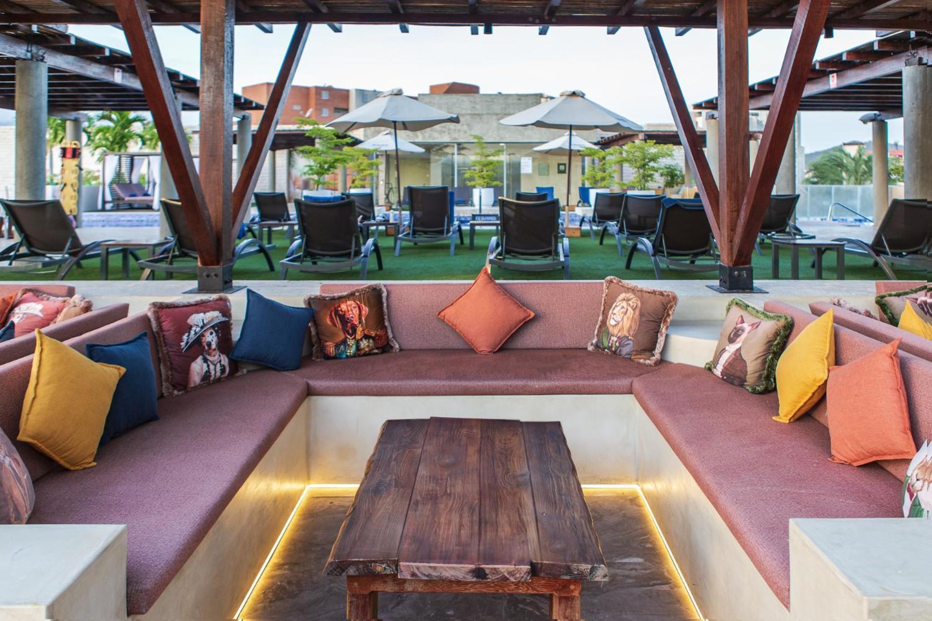 Sunsol Unik Luxury Hotel Porlamar Buitenkant foto